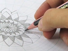 Load image into Gallery viewer, Bear Claw - Thick Core, Triangular 2B Pencil