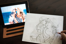 Load image into Gallery viewer, Static-Cling Drawing Grid for Tablets