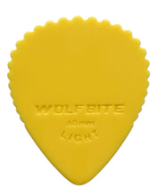 Load image into Gallery viewer, Wolf Bite - Serrated Guitar Picks